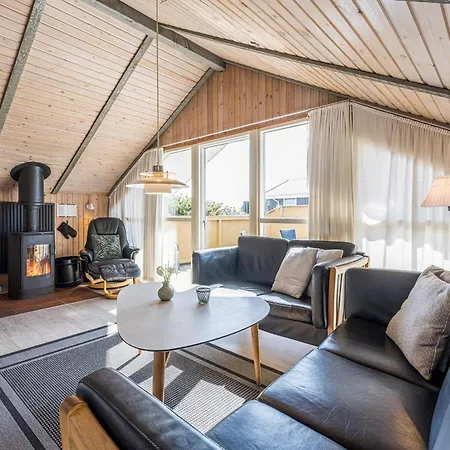 Seaside Bliss In Houstrup-by Traum Bjerregård