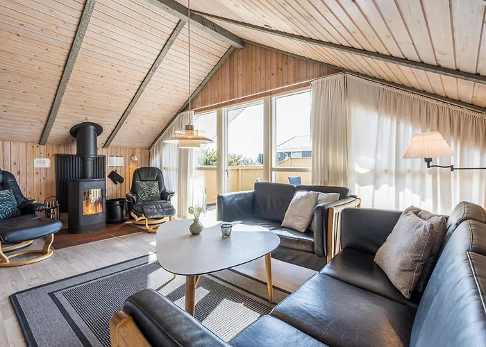Seaside Bliss In Houstrup-by Traum Bjerregård